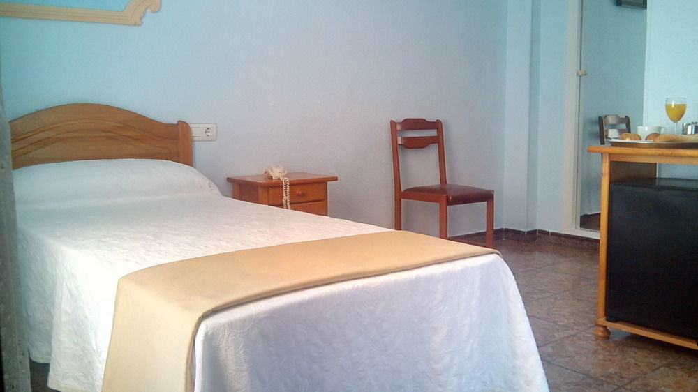 Hotel Ribera Сантьяго-де-ла-Рібера Екстер'єр фото